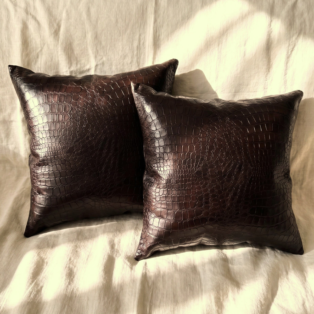 Back and concealed zipper of Croc Espresso pillow cover