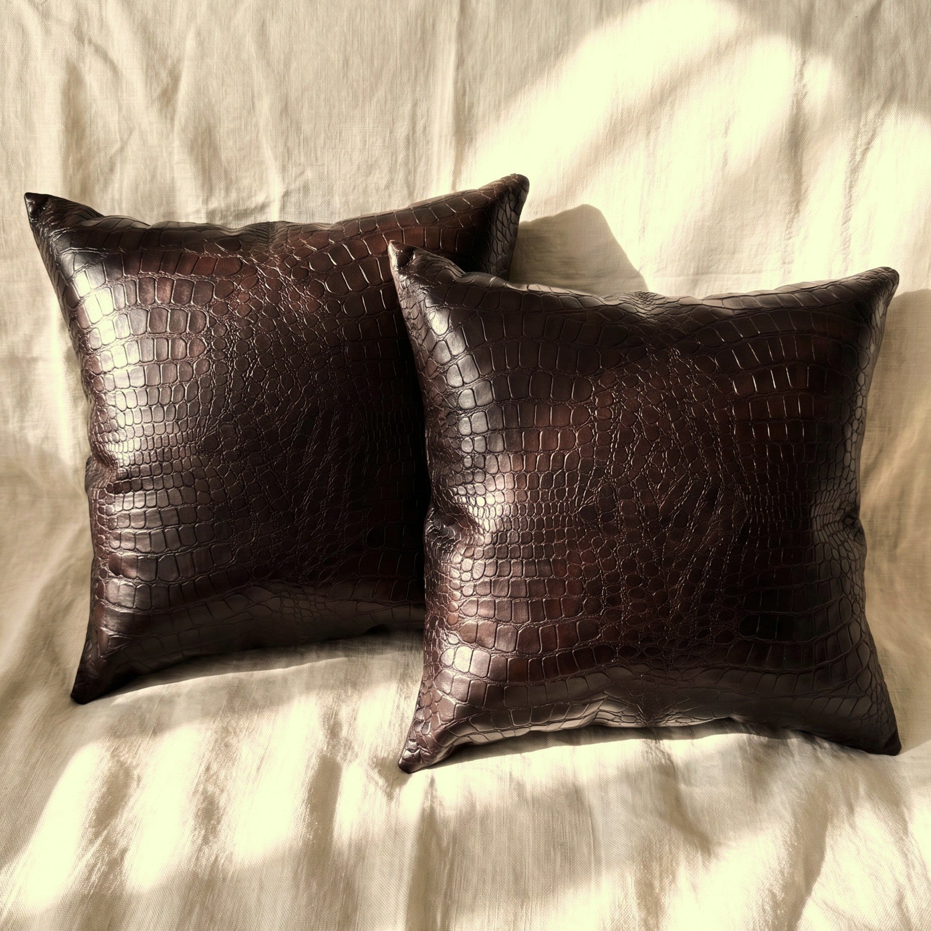 Back and concealed zipper of Croc Espresso pillow cover